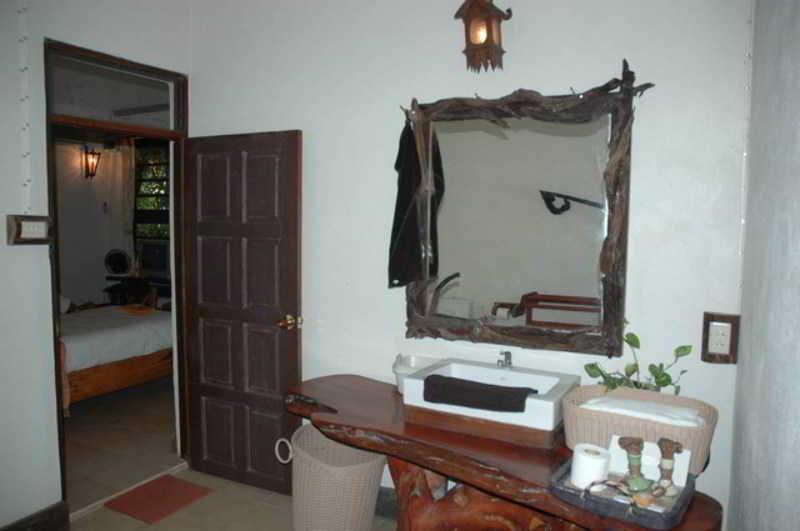 קנצ'נבורי Momchailai Forest Retreat מראה חיצוני תמונה