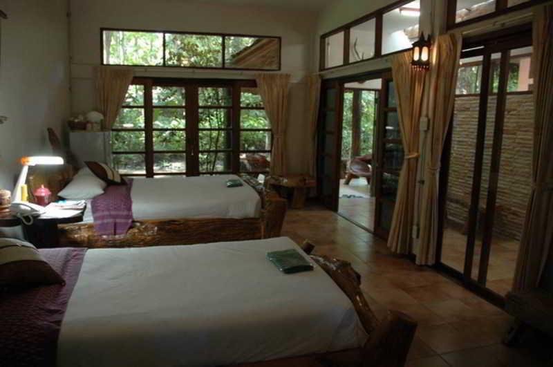 קנצ'נבורי Momchailai Forest Retreat מראה חיצוני תמונה
