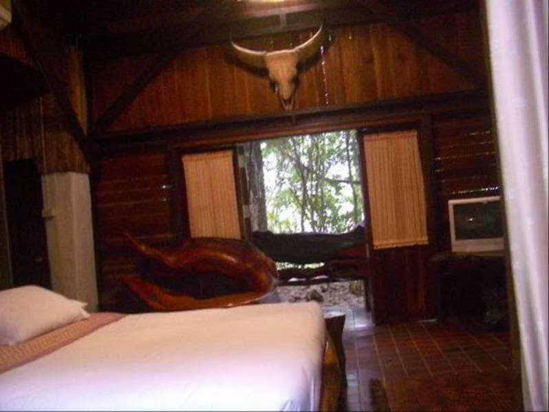 קנצ'נבורי Momchailai Forest Retreat מראה חיצוני תמונה
