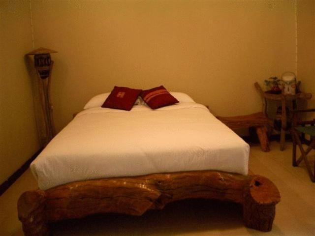 קנצ'נבורי Momchailai Forest Retreat חדר תמונה